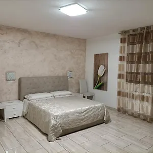 https://affittacamere-v-torre-v-nigrisoli-a-porta-san-vitale.emilia-romagnahotels.net