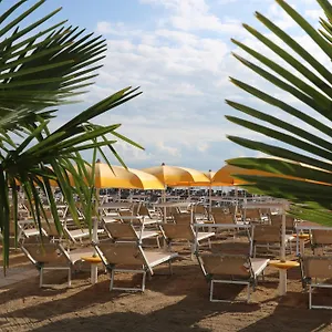 https://hotel-elios.emilia-romagnahotels.net
